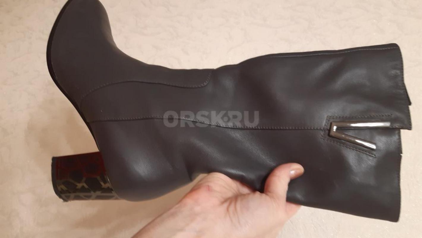 Продам весенние новые сапоги из натуральной кожи 38р, - Орск