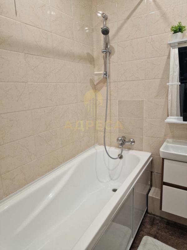 Продается светлая квартира 47 кв. - Оренбург