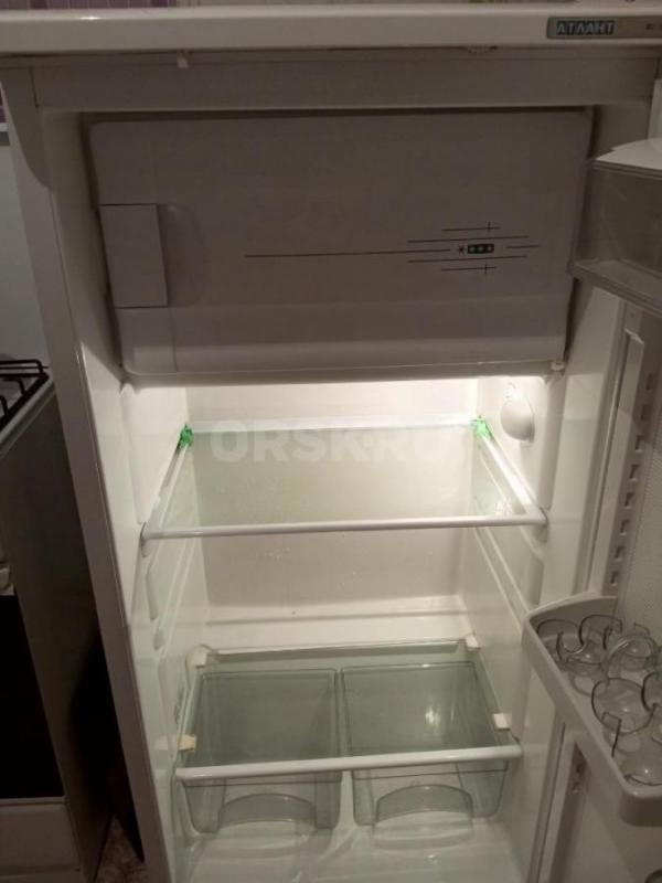 Продается  холодильник Атлант в хорошем рабочем состоянии. - Орск