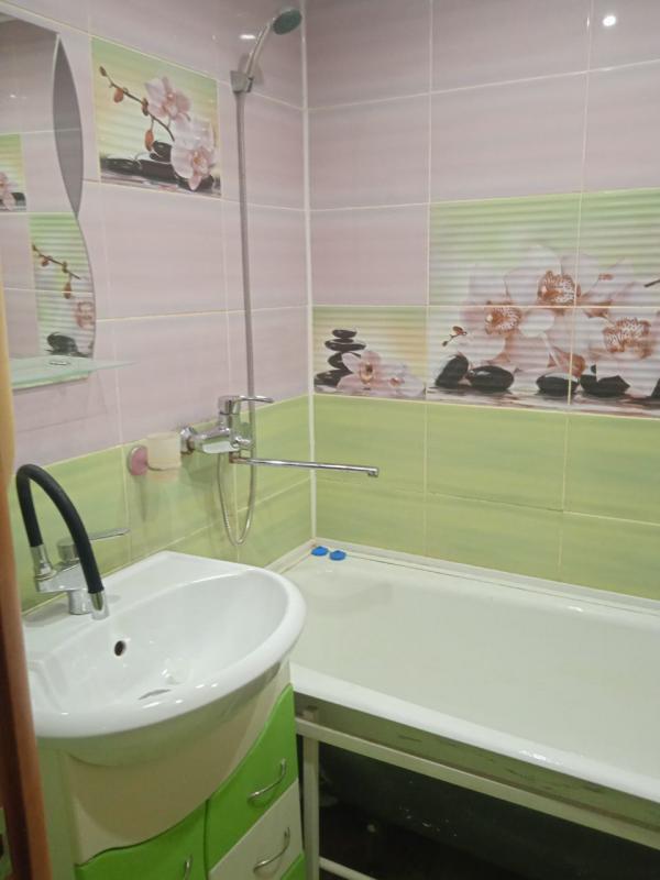 Продаётся 3- ёх комнатная кв ,улучшенной планировки. - Новотроицк