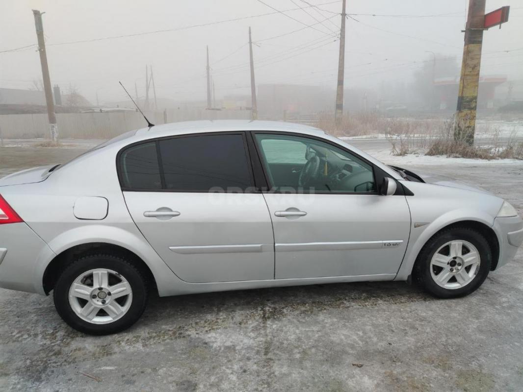 Продам автомобиль в отличном состоянии вложений не требуется все расходники заменены автомобиль тёпл - Орск