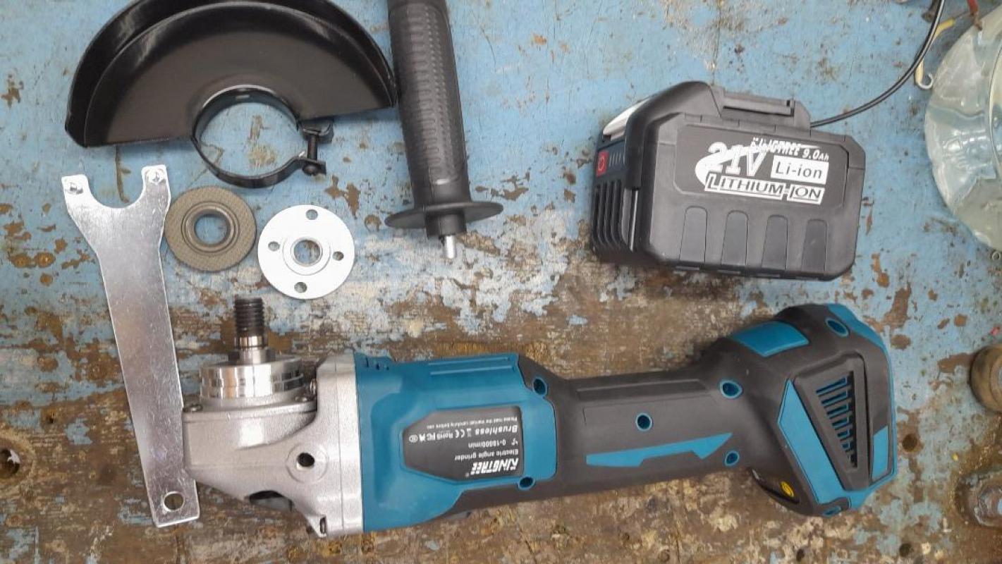 продам ушм   аккумуляторная . - Орск