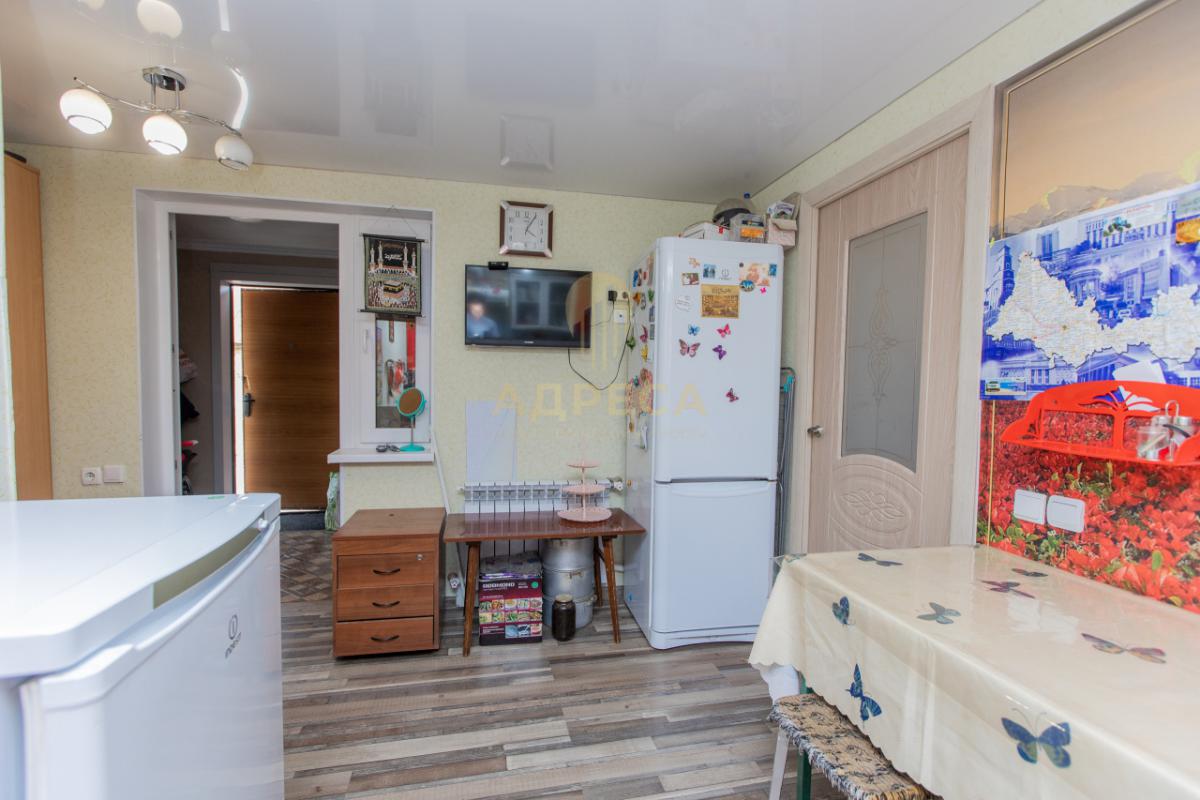 Продаётся 2-х этажный дом с земельным участком площадью 6 соток. - Оренбург