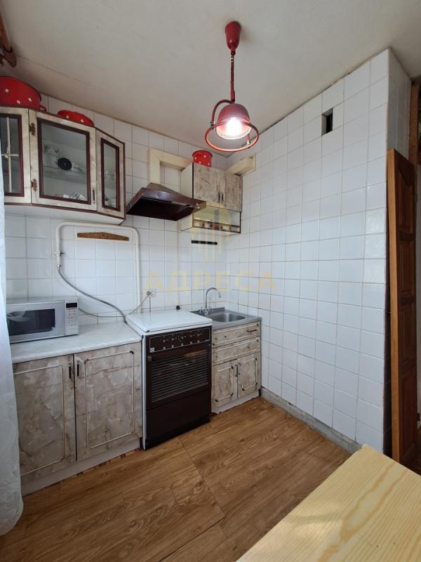 Объявление: [изменить]Продаётся двухкомнатная квартира в спокойном спальном районе с развитой инфрас - Оренбург