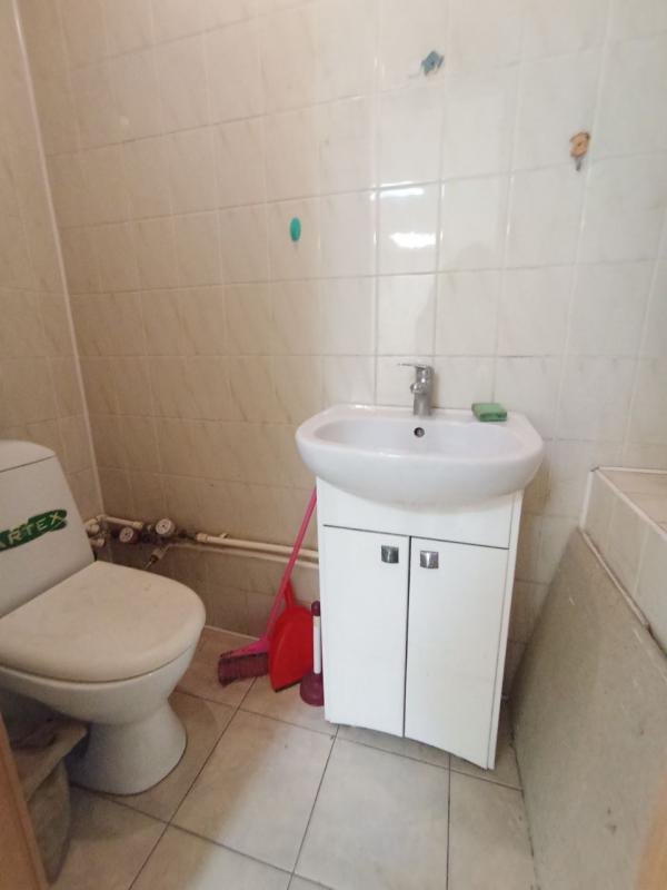 Продается коммерческое помещение свободного назначения, по адресу: г. - Новотроицк