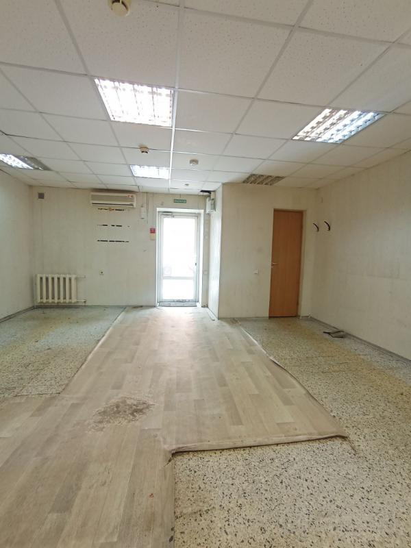 Продается коммерческое помещение свободного назначения, по адресу: г. - Новотроицк