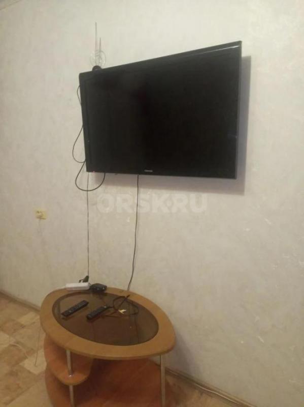 сдам однокомнатную квартиру посуточно либо длительно нормальным людям. - Орск