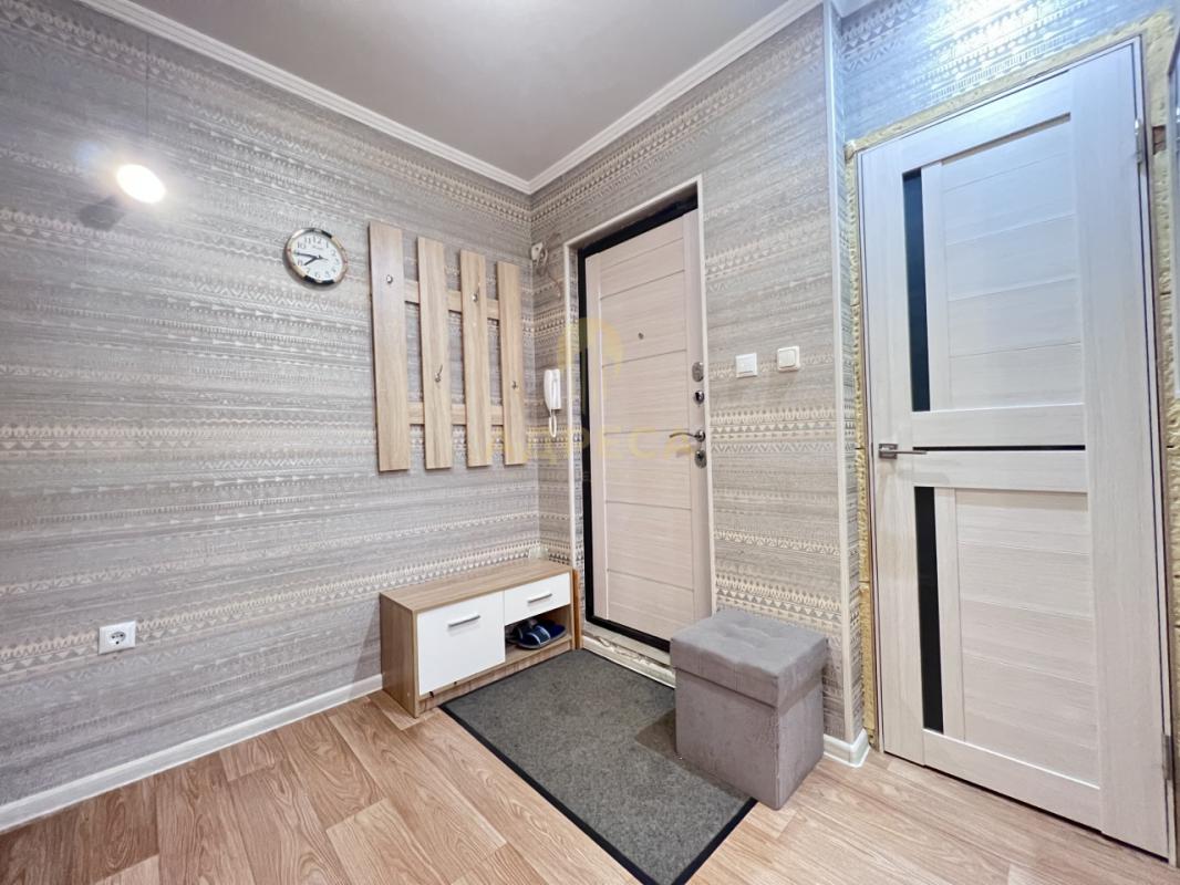 Продается 3-кoмнатнaя квартира нa 4 - этаже 9-ти этажного дома! - Оренбург