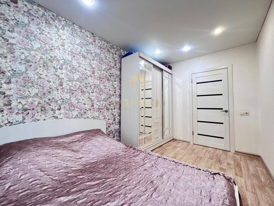 Продаётся просторная 3-х комнатная квартира на 1 этаже 5-ти этажного дома - РОМАШКА!!! - Оренбург