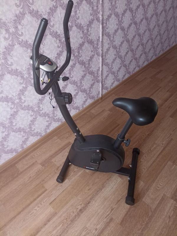 Велотренажор в отличном состояние, цена договорная, по всем вопросам звонить 8 (909) 607-72-75 - Новотроицк