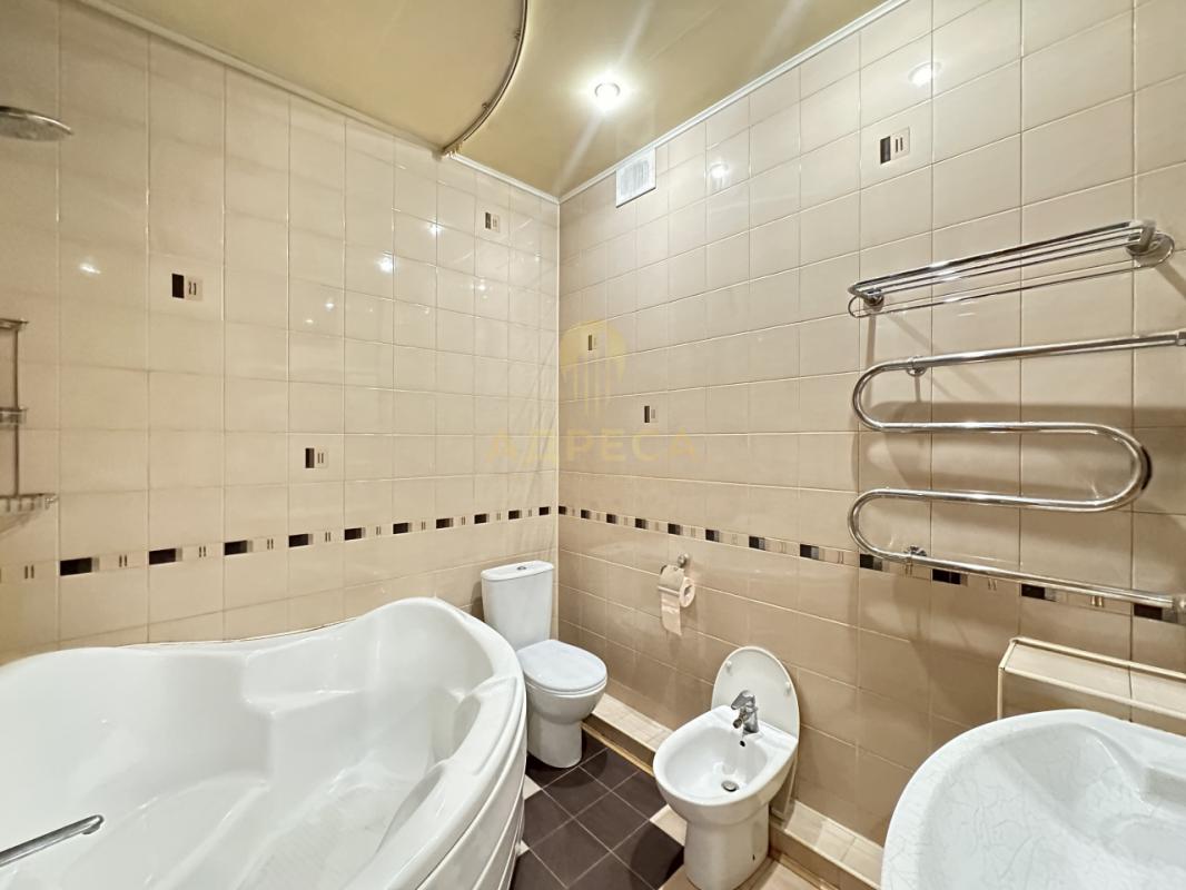 Продаётся 3‑комнатная квартираАдрес: г. - Оренбург