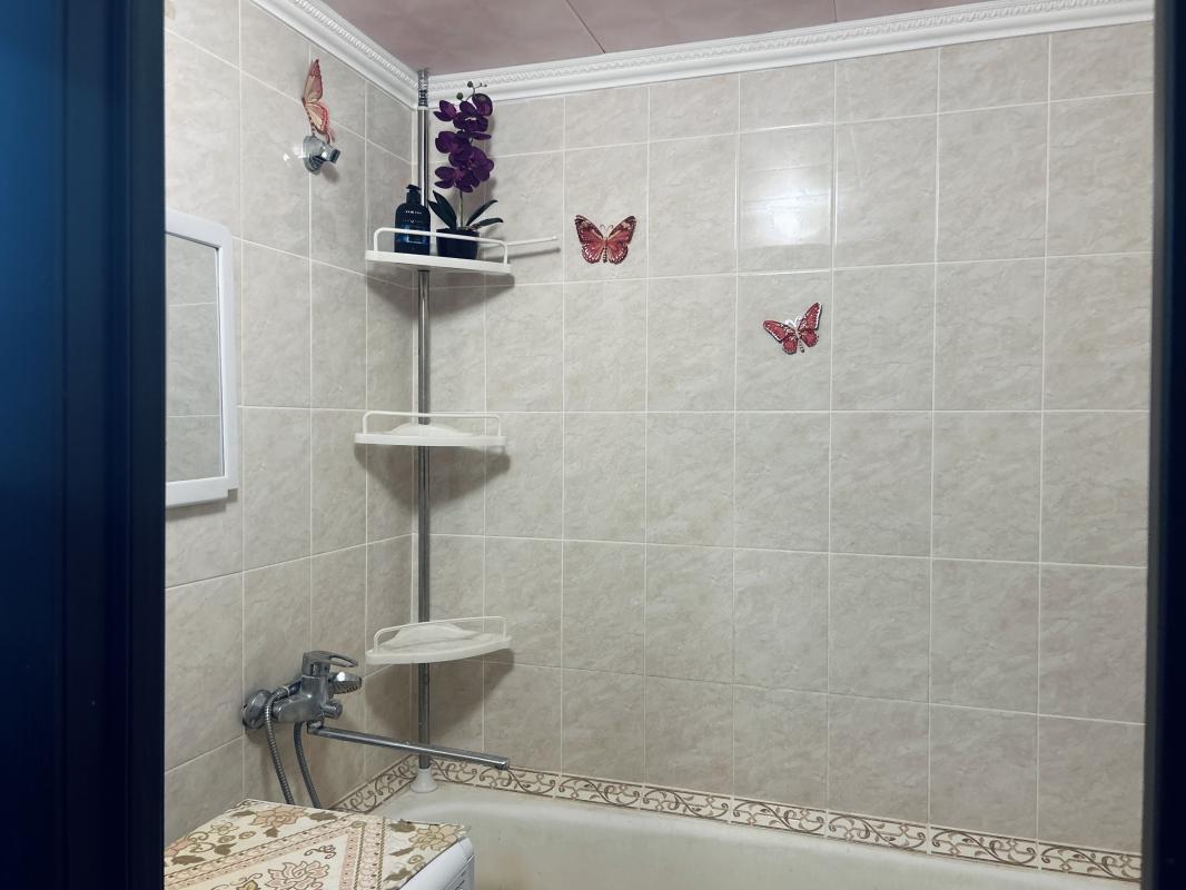 Собственник

Продается уютная однокомнатная квартира с косметическим ремонтом на пятом этаже девят - Новотроицк