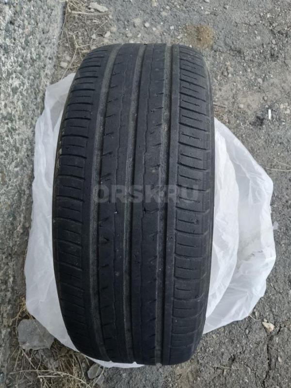 продам шины 4 штуки б/у низко профильные - Орск