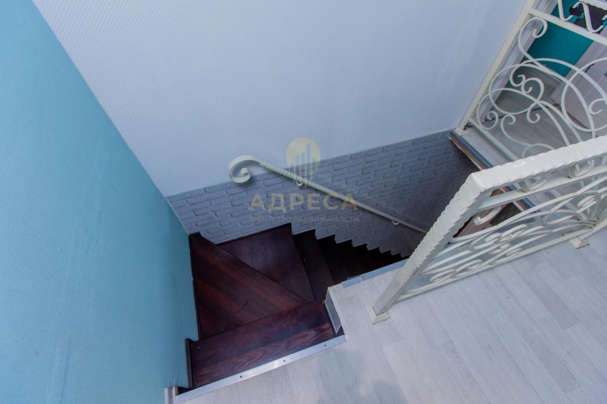 Продаётся 2-х этажный дом с земельным участком площадью 6 соток. - Оренбург