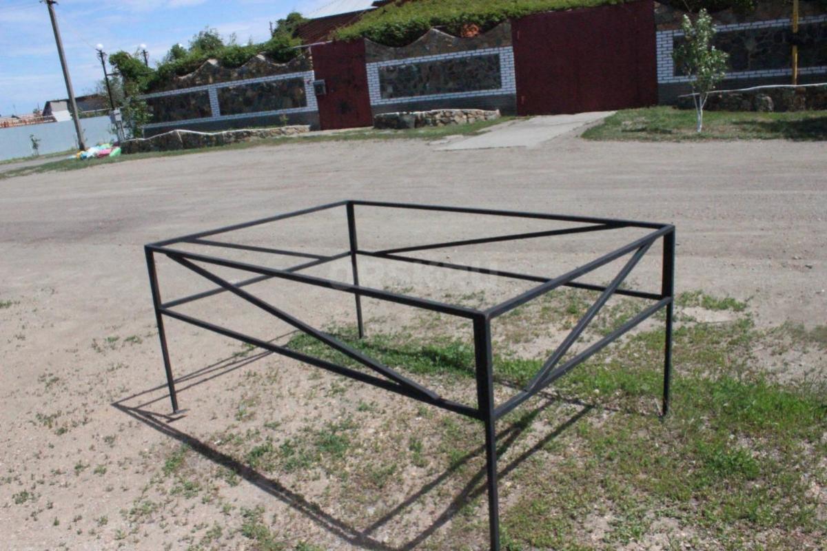 Ограды, кресты,лавочки, столики и т. - Орск