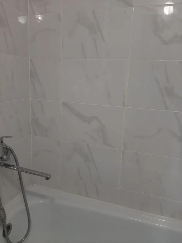 1комнатная квартира, после кап.ремонта, замена проводки на медную, сантехника, двери, потолок, линол - Новотроицк