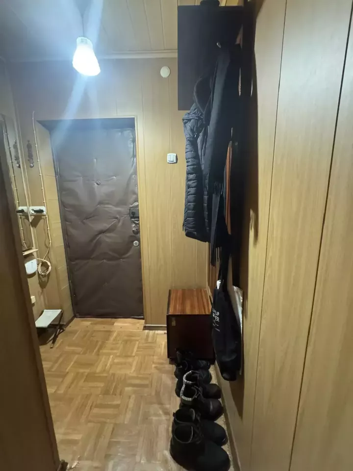 Отличное предложение, 2- комнатная квартира, (переделанная в 3-х комнатную, в каждой комнате есть ок - Новотроицк