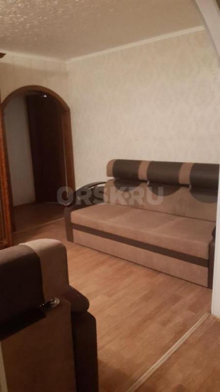 Продам в центре города трехкомнатную квартиру площадью 58,20 квадратных метра. - Орск