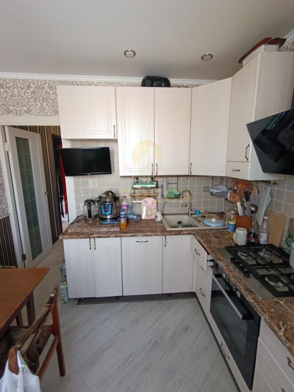 Предлагаем вашему вниманию просторную и уютную двухкомнатную квартиру площадью 52 кв. - Оренбург