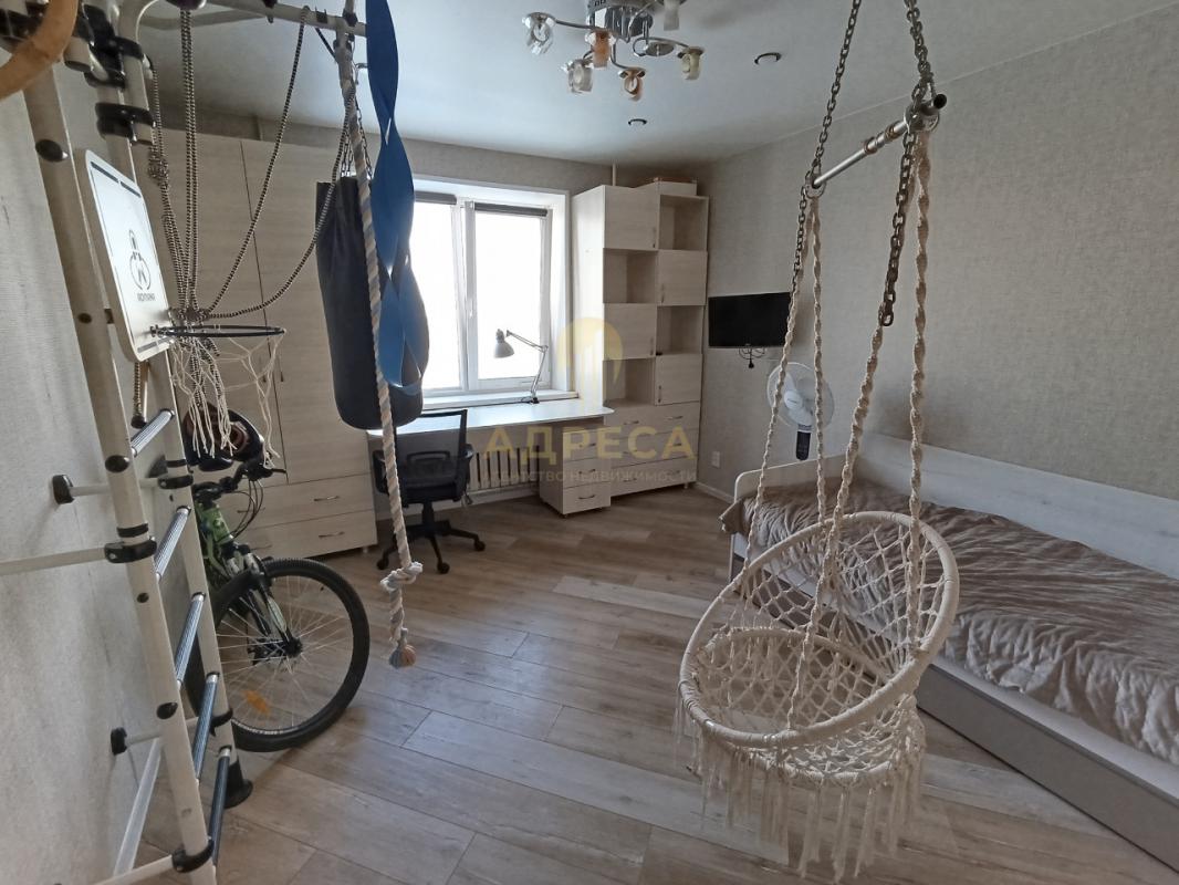 Предлагаем вашему вниманию просторную и уютную двухкомнатную квартиру площадью 52 кв. - Оренбург