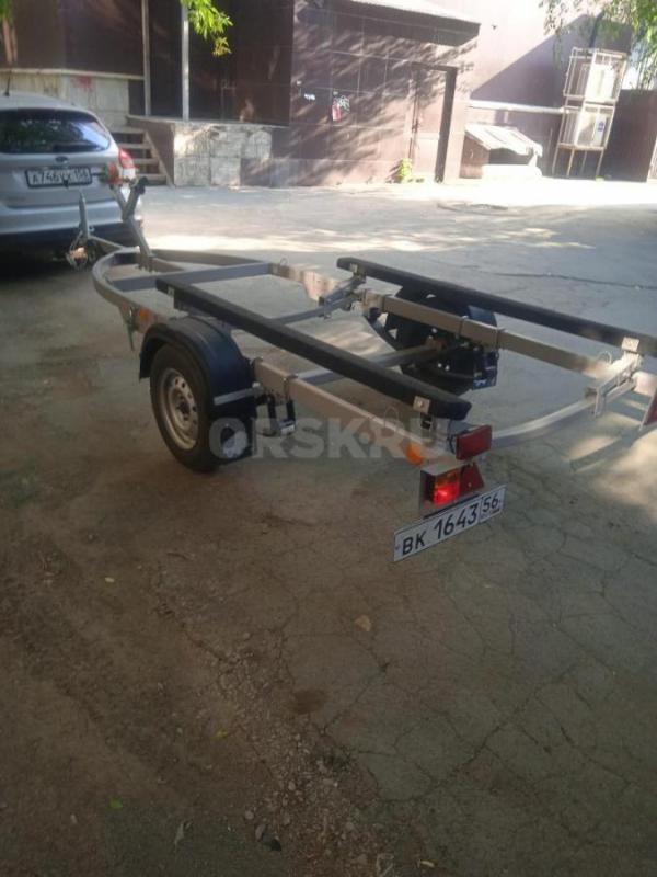 Продам комплект лодка мотор прицеп всё практически новое кроме лодки возможно продажа по отдельности - Орск