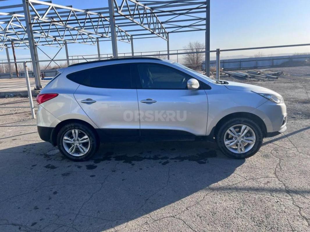 Продаю автомобиль в хорошем состоянии по ходовой нареканий нет ТО, замена масел вовремя. - Орск