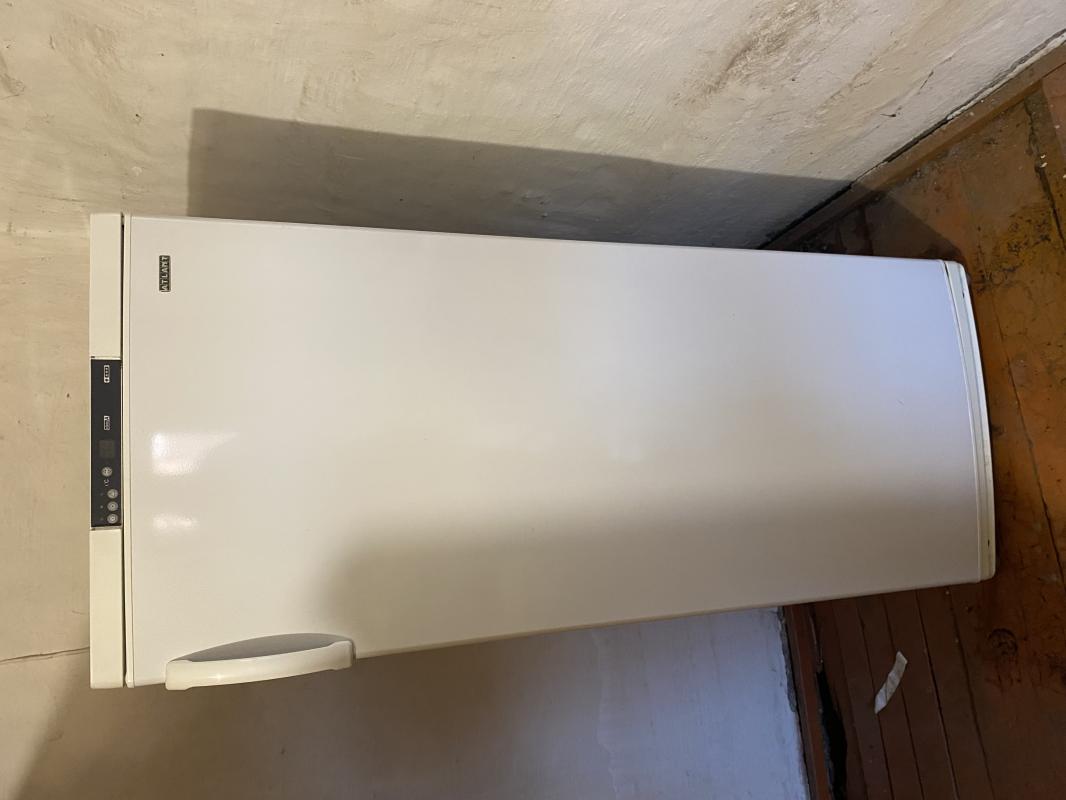 продам морозильная камера Атлант в очень хорошем состоянии - Новотроицк