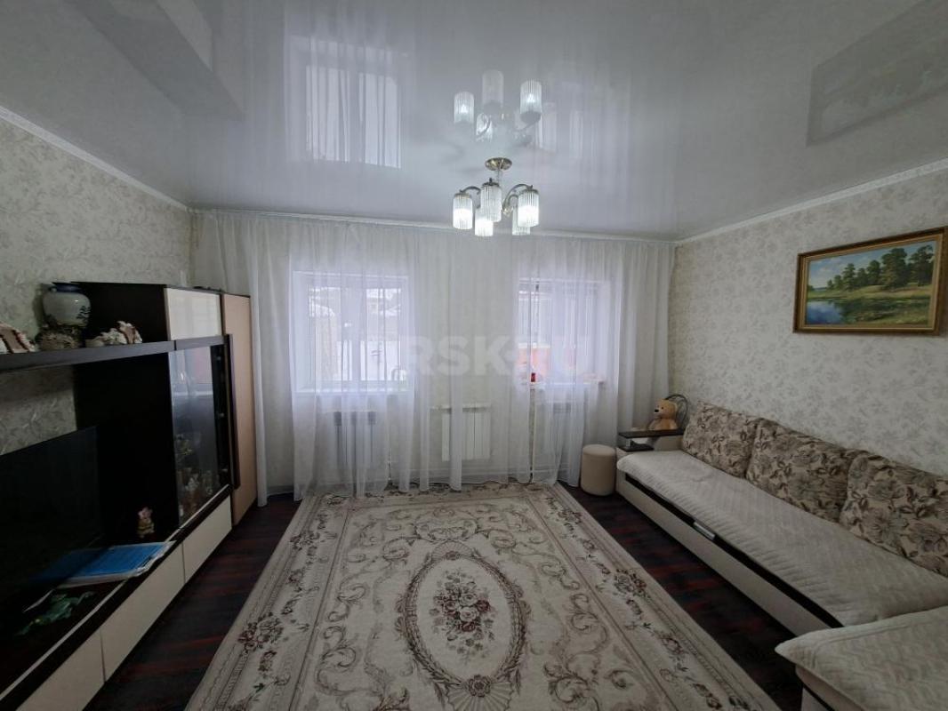 Продаётся прекрасный, уютный, современный дом, расположенный в тихом районе города. - Орск