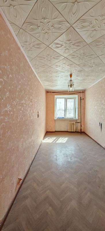 Шок цена!!! 2-комнатная квартира в центре, 1 этаж, под ремонт, подходит под коммерцию!!! - Новотроицк