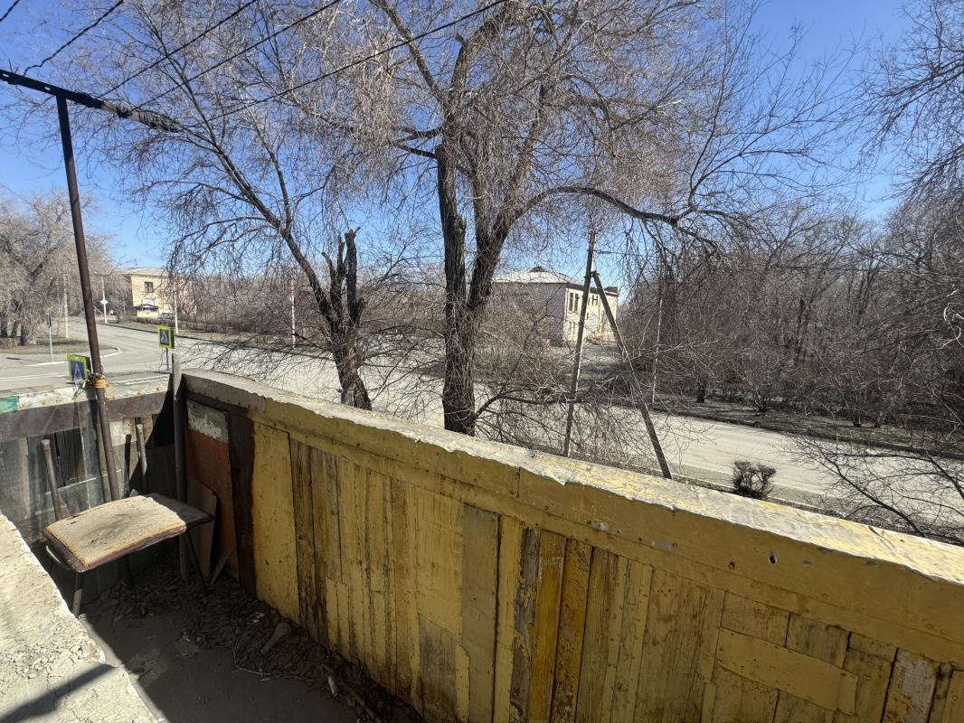 Продается 2-комнатная квартира, расположенная на 2 этаже 3-этажного дома в тихом районе, по адресу Л - Гай