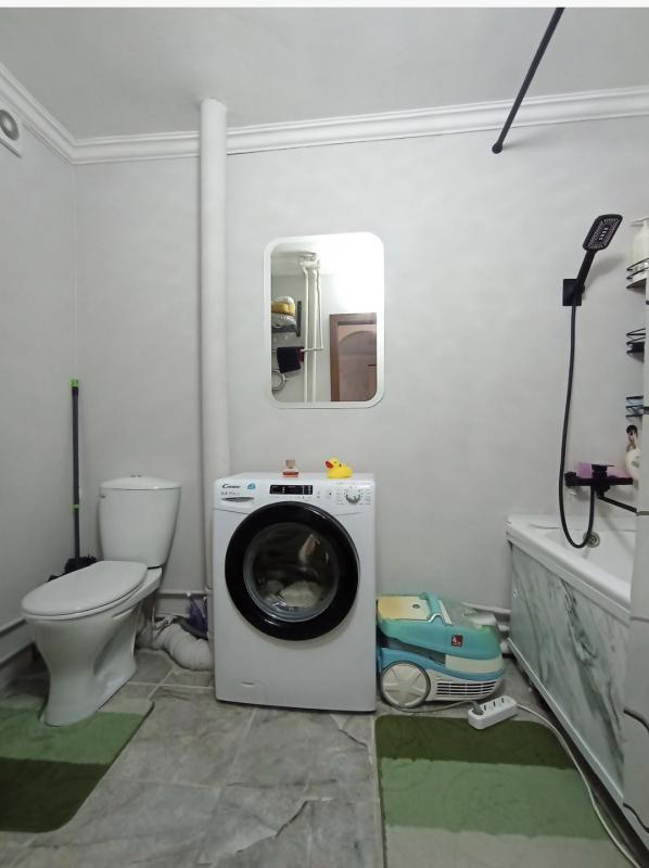 В продаже улучшенная  1-комнатная квартира по адресу:  г. - Новотроицк