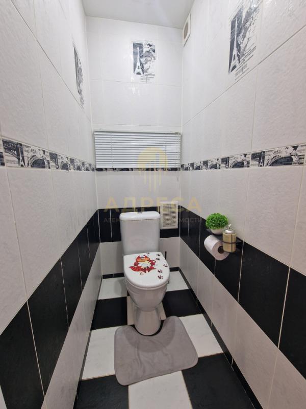 Продается шикарная трехкомнатная квартира, общей площадью 73,5 кв. - Оренбург