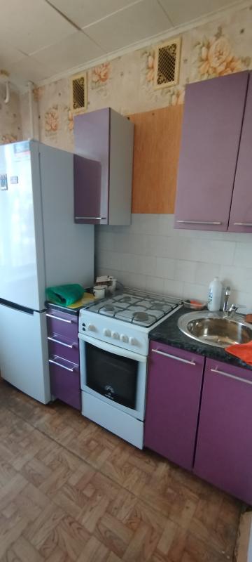 Продаю 2к квартиру по ул. - Новотроицк