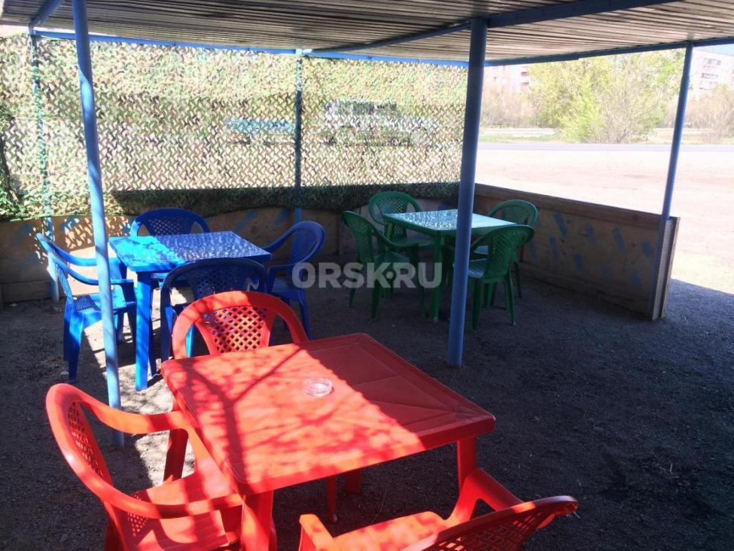 Шашлычка действующий на ОЗТП за рынком. - Орск