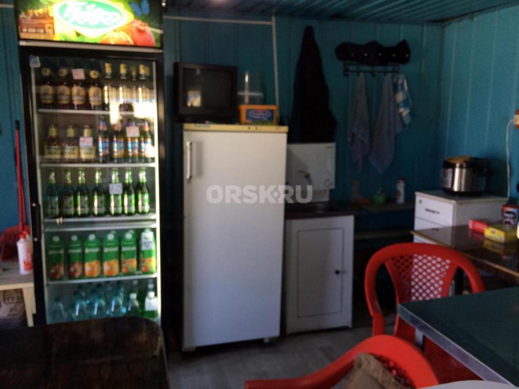 Шашлычка действующий на ОЗТП за рынком. - Орск