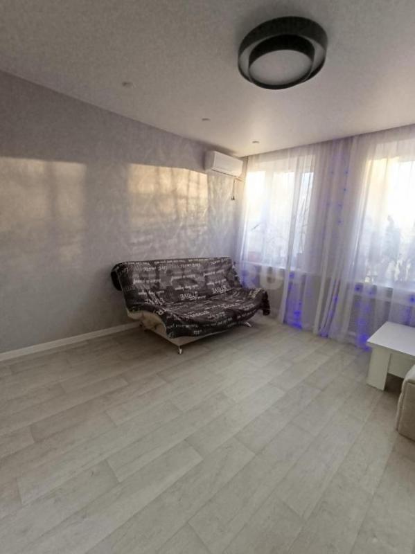 Продается уютная двушка ,улучшенной планировки в п. - Орск