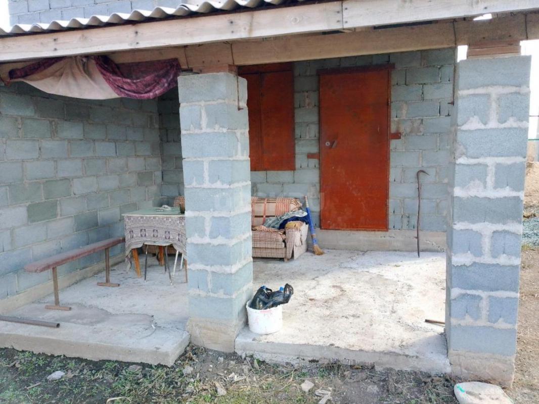 Дача в садовом обществе СНТ 5 ОМЗ, расположено в районе объездной Зеленхоза по пути к Уральской дере - Орск