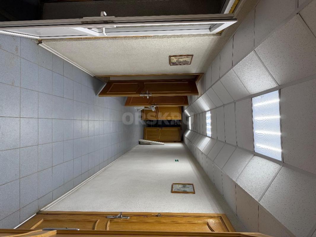 Сдам большую базу,2 этажа,можно использовать как для бизнеса, производства, офиса для чего угодно, б - Орск