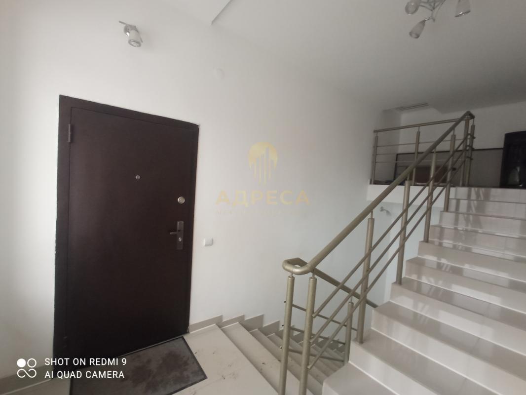 Продается Коммерческое 2-х этажное здание, ( с арендаторами) площадью 695,2 кв. - Оренбург