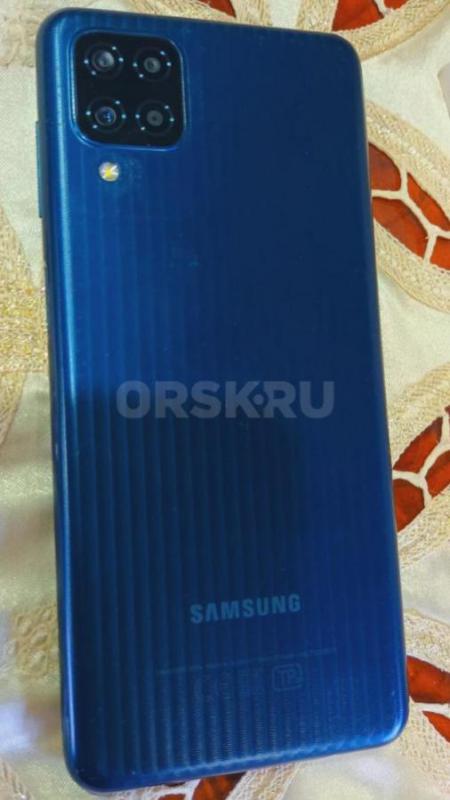 продам САМСУНГ в отличном состоянии в ремонте не был все  работает заряд держит проверка при покупке - Орск