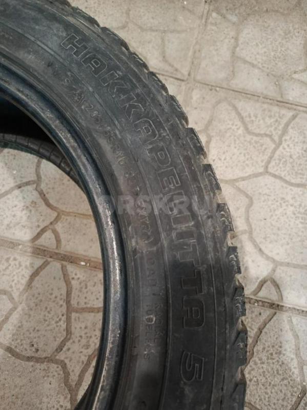 Продам б/у комплект зимних шипованных шин 205/55/r16: три баллона Нокиан Хакка 5, один Сайлун Айс Бл - Орск