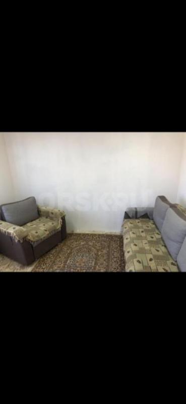 Продаю  ДАЧУ (район Зеленхоз) СНТ 2- ЮУМЗ, на земельном участке 6 соток  жилой дом из шлакоблока 40. - Орск