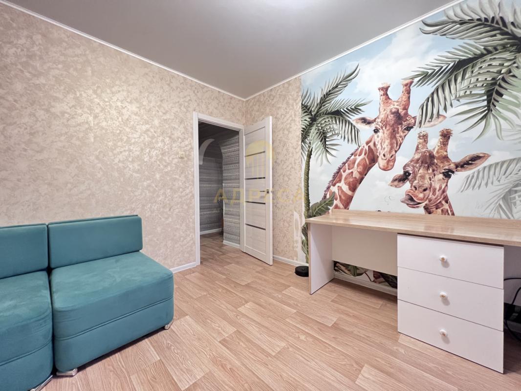 Продается 3-кoмнатнaя квартира нa 4 - этаже 9-ти этажного дома по адресу ул. - Оренбург