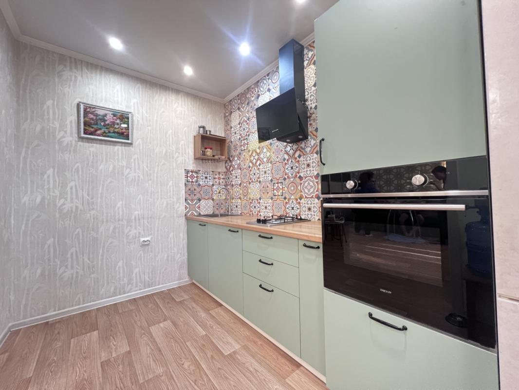 Продается 3-кoмнатнaя квартира нa 4 - этаже 9-ти этажного дома по адресу ул. - Оренбург