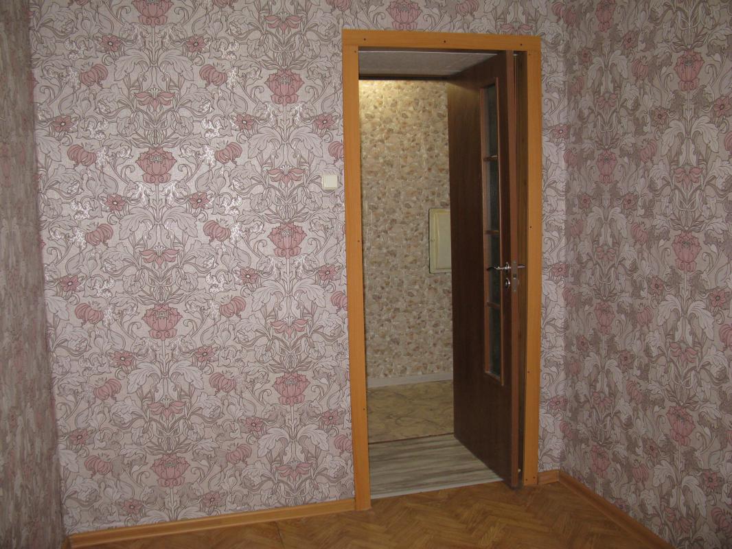 Продается двухкомнатная квартира по адресу ул. - Гай