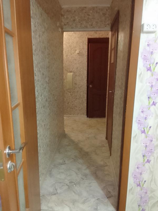 Продается двухкомнатная квартира по адресу ул. - Гай