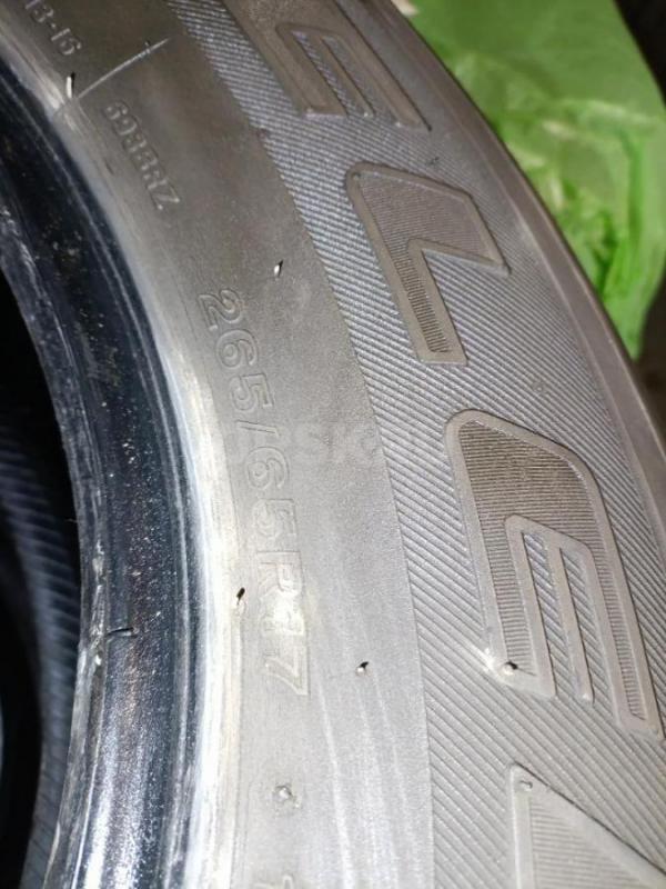 Стояли на Прадо и фортюнер
Продам:
2балона Bridgestone dueler A/T
265/65/17 (20 -21 год)
5тр. - Новотроицк