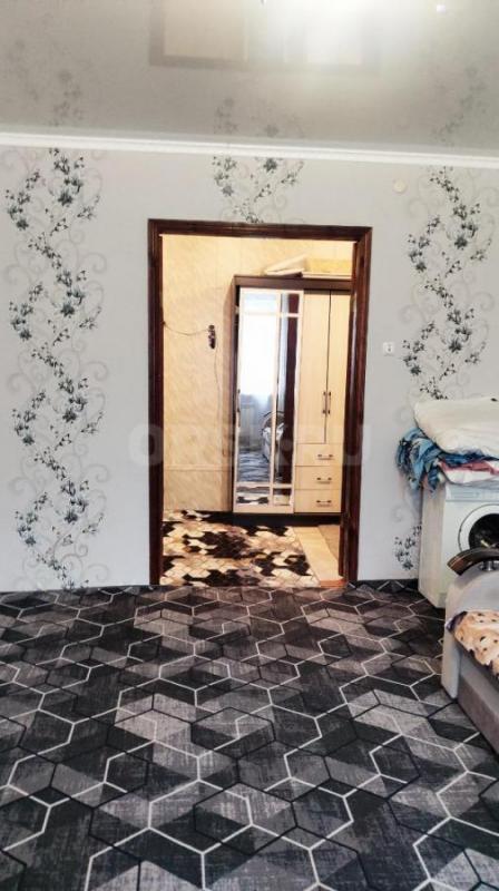 Продается просторная двухкомнатная квартира в  городе Новотроицк ( ул. - Новотроицк