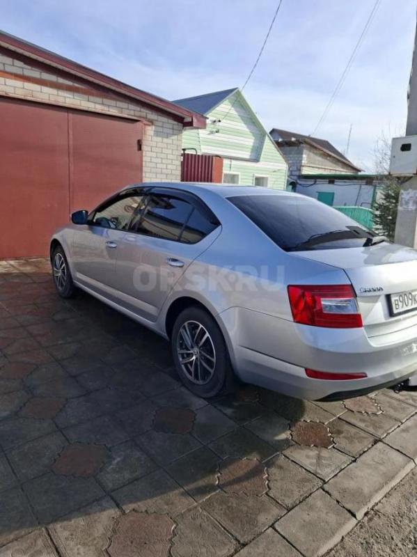 Продам ШКОДА ОКТАВИА А7 2014г., пробег  106 там., 2 хозяин, резина зима-лето на дисках (1 сезон). - Орск