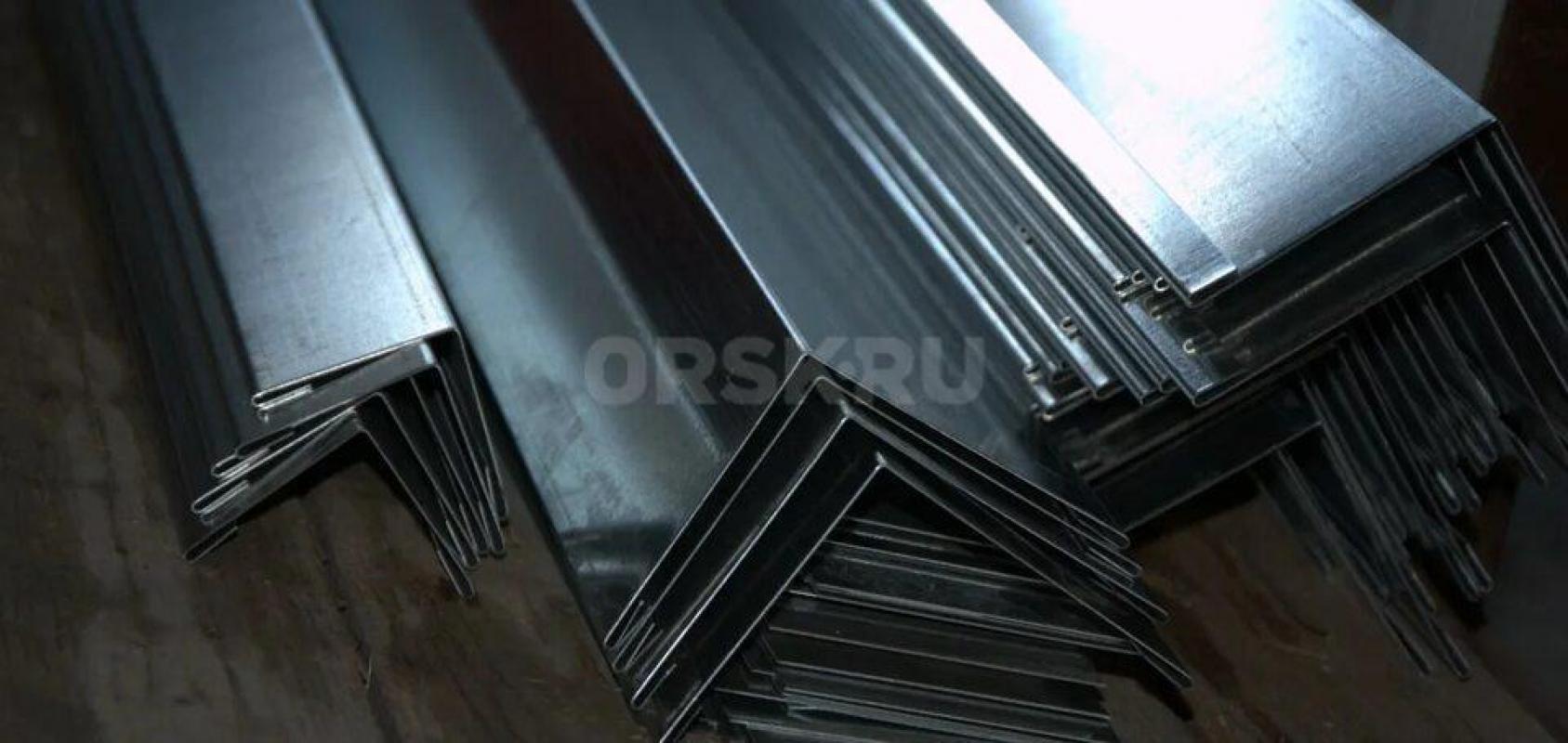 Продам добрые элементы из жести для крыши и фасада. - Орск